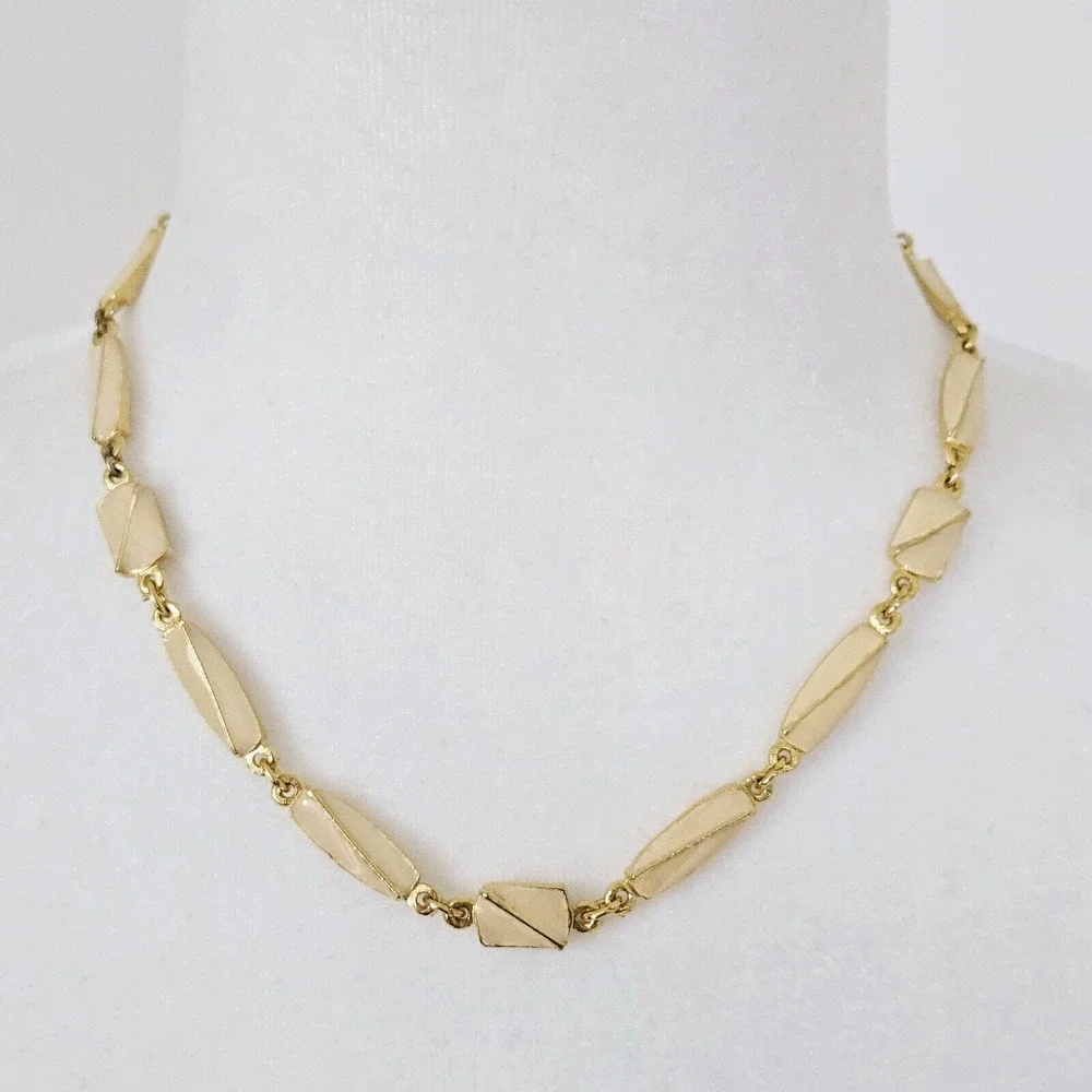 Vintage Choker Necklace Goldtone Cream Enamel Classic Midcentury Twee Coquette